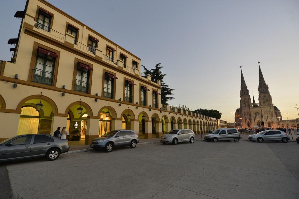 Real Hotel Lujan Exterior photo